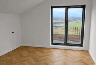 Casă individuală cu 5 camere cu Canalizare în Jucu de Sus - 4