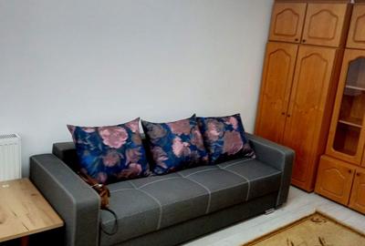 Apartament cu 2 camere decomandat în Central - 1