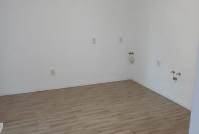 Duplex cu 4 camere cu Teren 235 Mp în Plopi - 9
