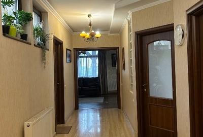 Apartament cu 4 camere decomandat, mobilat în Dămăroaia - 3