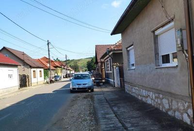 Casă cu 3 camere în Cantemir - 7