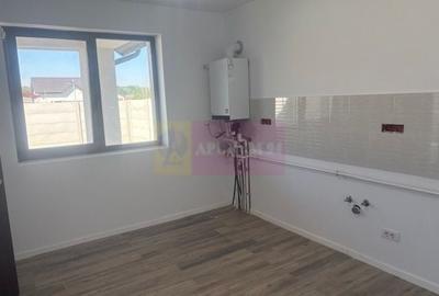 Casă individuală cu 5 camere cu Canalizare în Țegheș - 8
