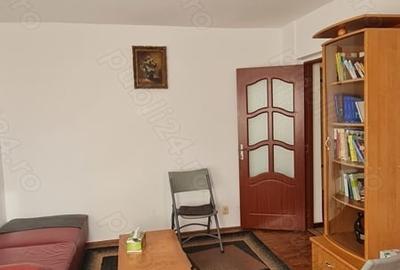 Apartament cu 3 camere decomandat în Cetate - 6