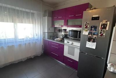 Apartament de vanzare zona semicentrala - 3