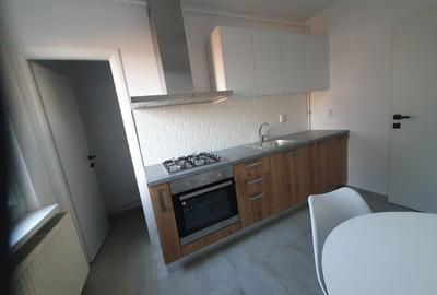 Apartament cu 2 camere decomandat în Pandurilor - 15