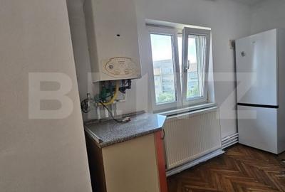 Apartament de vanzare, 2 camere, model mare, balcon, view, Andrei Saguna - 2