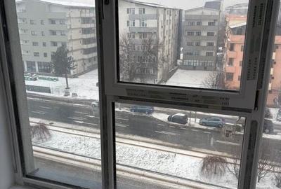 Apartament cu 3 camere în Central - 3