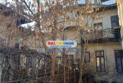 Unirii, Mitropolie, 2 vile interbelice, SU 290 mp, teren 300 - 1