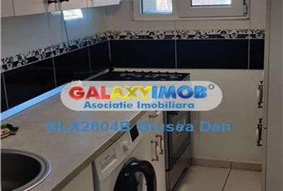 Apartament cu 2 camere semidecomandat, mobilat în Central