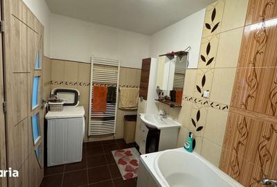 Casă cu 7 camere cu Teren 1080 Mp în Sânmartin - 18