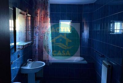 Casă cu 5 camere cu Teren 900 Mp în Săbăoani - 2