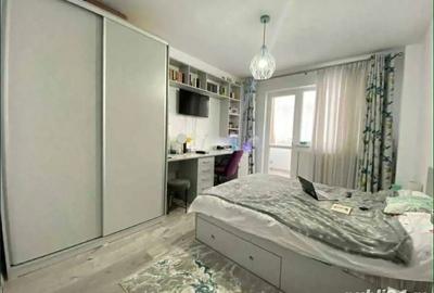 Ofer spre inchiriere aparatament 3 camere - 1