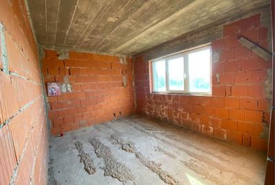 Casă cu 4 camere în Clinceni - 3