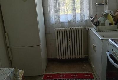 Apartament cu 3 camere decomandat în Exterior Vest - 1