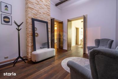 Apartament cu 2 camere, mobilat în Central