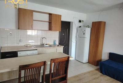 Apartament cu 2 camere decomandat în 13 Decembrie - 2