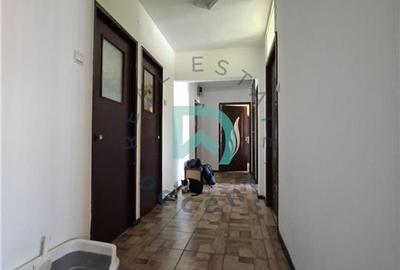 Apartament cu 3 camere decomandat în Calea București - 7