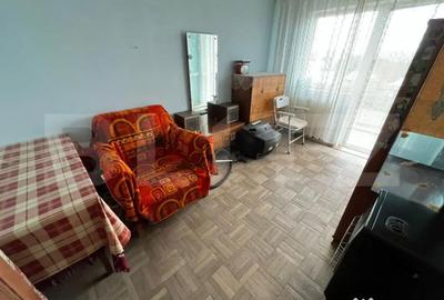 Apartament cu 3 camere decomandat, mobilat în Central - 1