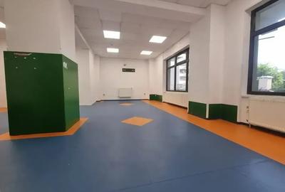 Spatiu Comercial- complex 400 apartamente - 2