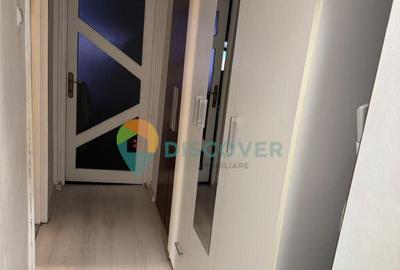 Zona URA , 2 camere decomandate , renovat , 62.000 Euro , et - 4
