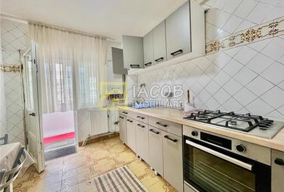 Apartament 2 CD, ultracentral, de inchiriat, etaj 2 - 6