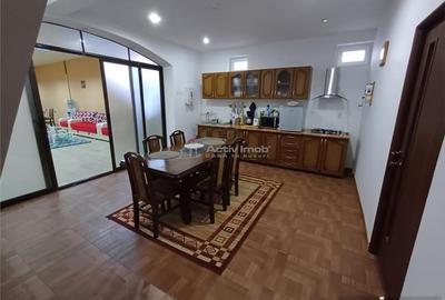 Moldova Noua, Afacere la Cheie, Langa Dunare Com.0% - 13