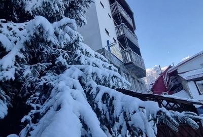 Casă cu 6 camere în Lupeni - 1