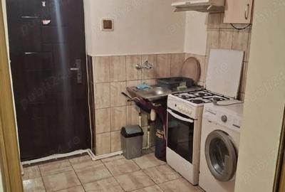 Garsonieră decomandată în Podu Roș - 2