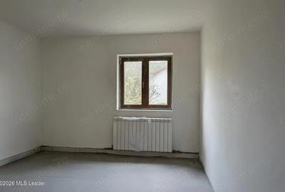 Casă cu Teren 2063 Mp în Bălilești - 10