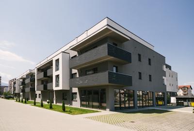 De vânzare un apartament  cu 3 camere în Brasov , zona Tractorul - 2