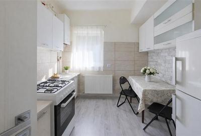 Garsonieră decomandată în Tractorul - 2