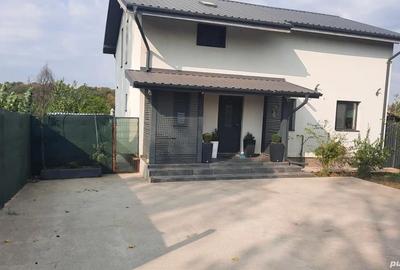 Casă cu 4 camere cu Teren 500 Mp în Găneasa - 6