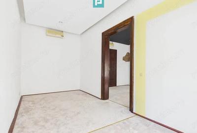 Spa?iu de birouri de inchiriat,62 mp, Pia?a Unirii - 8