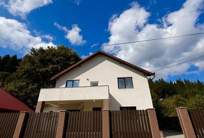 Vila de Vânzare în Cheia, Prahova - Relaxare și Confort într-un Cadru Natural de - 5