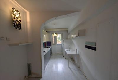 Apartament 2 camere, 62mp, Bulevardul Bucure?ti, etaj 1/8 - 4