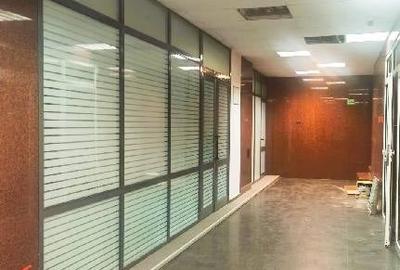 Birou, de 200 mp, în Universitate - 11