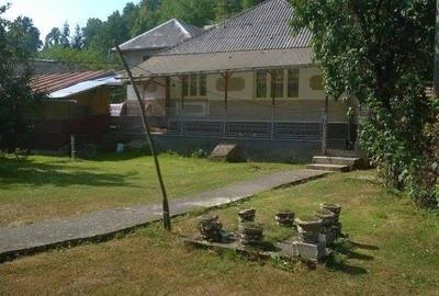 Casa ?i teren de vanzare - 6