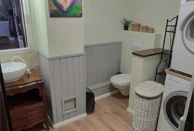 Proprietar inchiriez apartament 3 camere ?trand II - 3