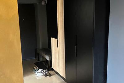 Apartament cu 4 camere în Central - 1