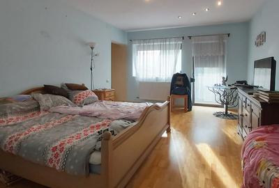 Vanzare vila frumoasa cu 2 garaje si teren mare in Popesti Leordeni - 1