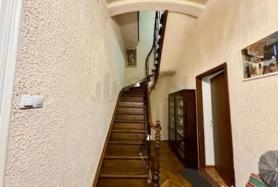 Casă cu 5 camere cu Canalizare în Calea Călărașilor - 4