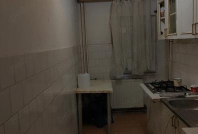 Zona Timocului-Piata Badea Cirtan...1 Camera..decomandat - 5