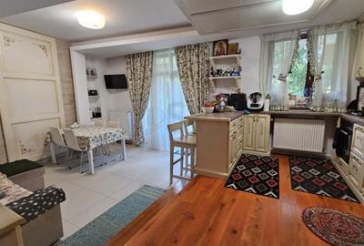 REV2005225 Duplex in centrul Brasovului - 3