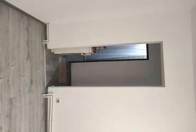 Apartament cu 3 camere semidecomandat în Central - 5