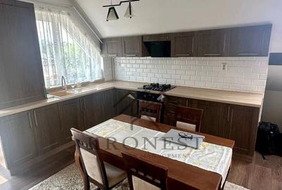 Apartament cu 2 camere, mobilat în Tractorul - 1