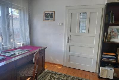 Casa situata in Rasnov, constructie din caramida D+P+pod, teren 395 mp - 21