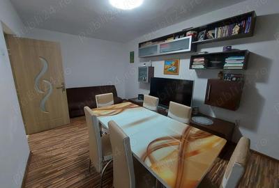 Inchiriere apartament 2 camere, zona micro 6 - Targoviste - 2