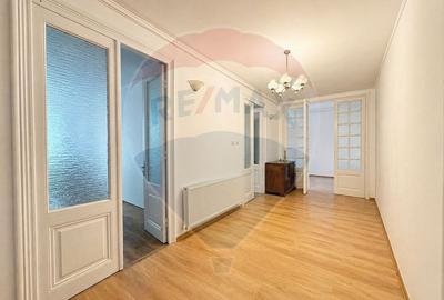 Apartament cu 3 camere semidecomandat, mobilat în Cotroceni - 4