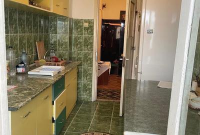 Apartament cu 4 camere decomandat în Central - 3