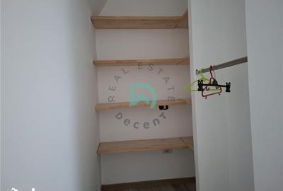 Apartament cu 3 camere decomandat în Tractorul - 10
